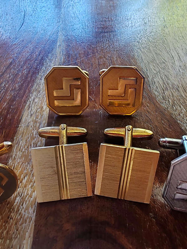 Cufflinks x 8