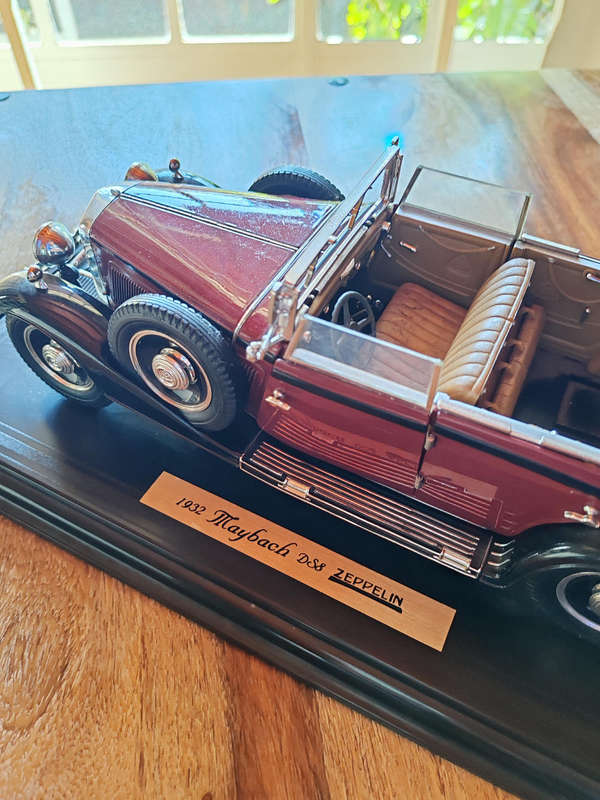 Anson Prestige  1932 Maybach DS8 Zeppelin Convertible 1:18