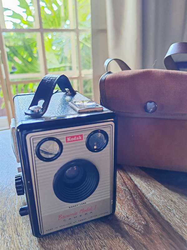 Vintage Kodak Brownie Model 1 Camera with Cloth Bag  Untested