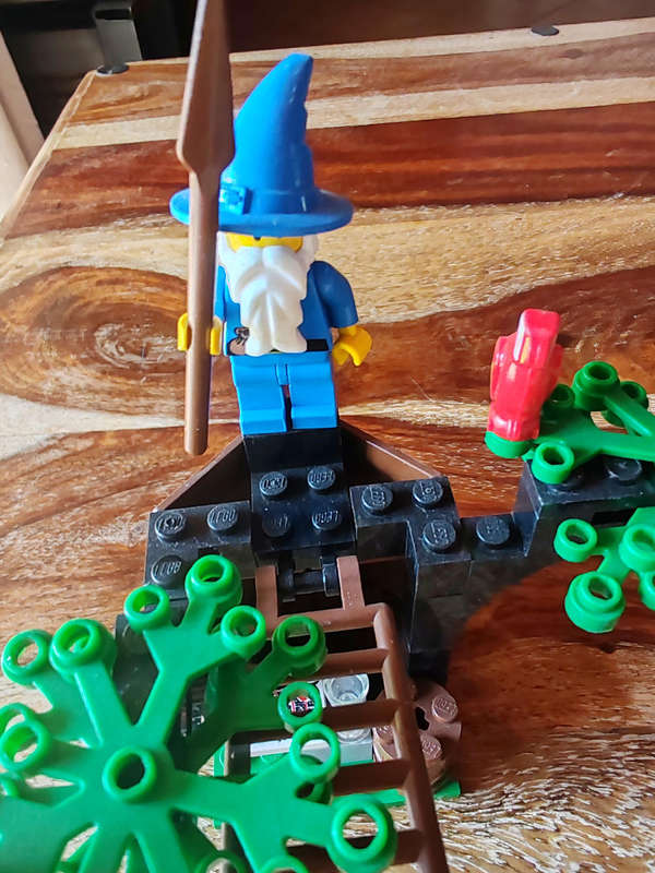 Lego 6020 Magic shop - Incomplete