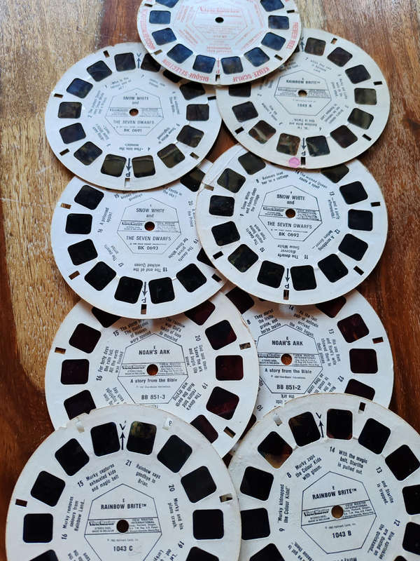 Vintage 1980s Red View-Master Viewer + 9 Reels