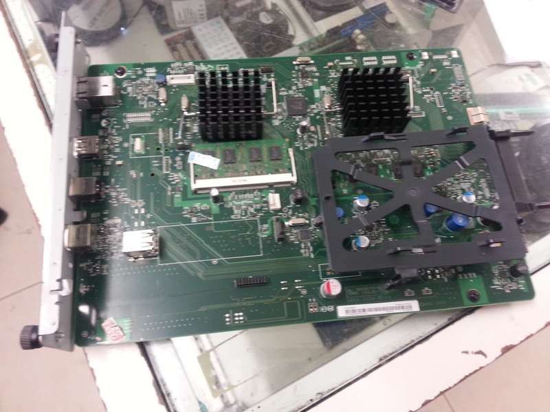 HP LaserJet M880 Series Formatter Board  No HDD (A2W75-67903/60101)