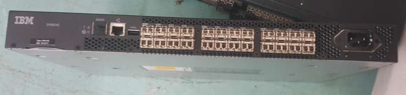 IBM System Storage (249824E) 8-Ports External Switch
