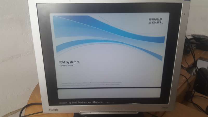 IBM X3650 M3 2U Server Six-CORE XEON X5650 2.66GHz Ram 1u rack server