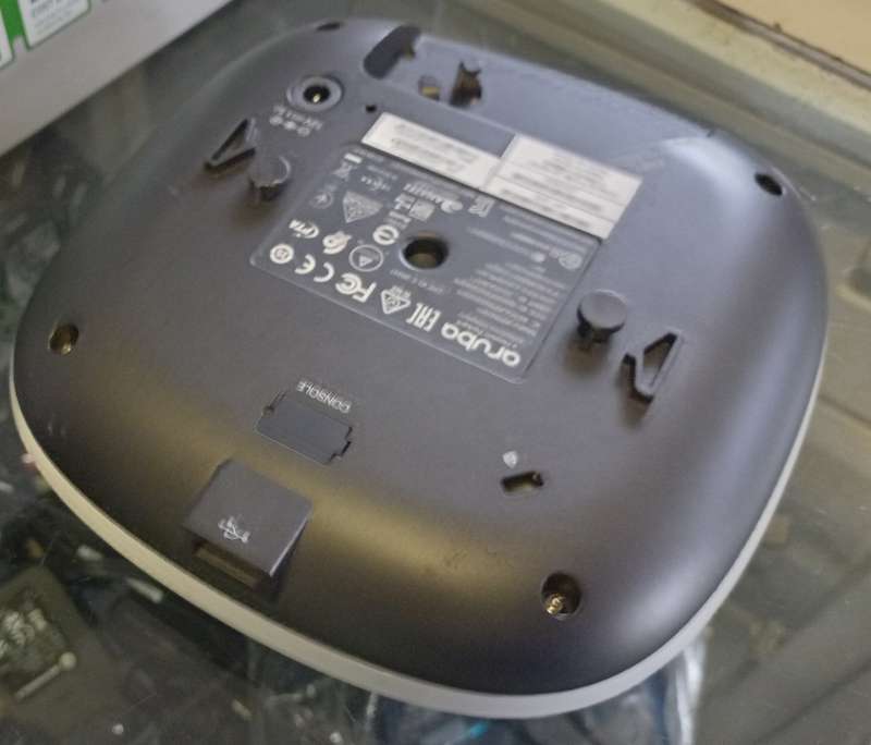 HPE Aruba Networking AP-305/IAP-305 Access Point
