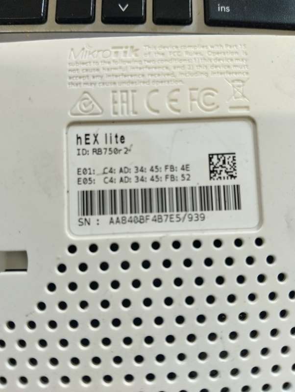 MikroTik hEX Lite 5 Port Ethernet Desktop Router | RB750r2