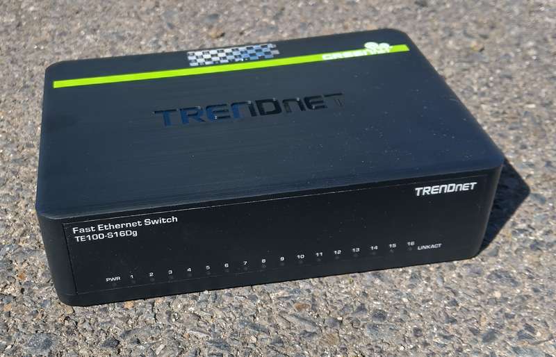 Trendnet 16-Port 10/100 Mbps GREENnet Switch (TE100-S16Dg/A)