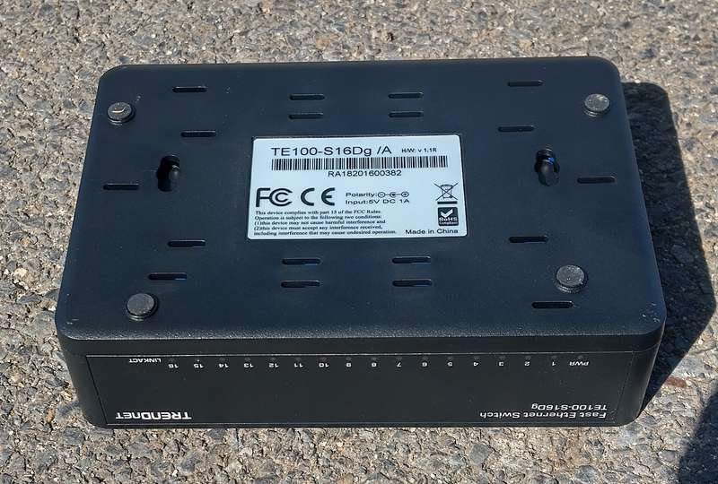 Trendnet 16-Port 10/100 Mbps GREENnet Switch (TE100-S16Dg/A)