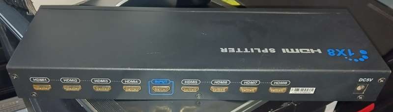 1×8 HDMI Splitter - 8 Ports Output and 1 Port Input