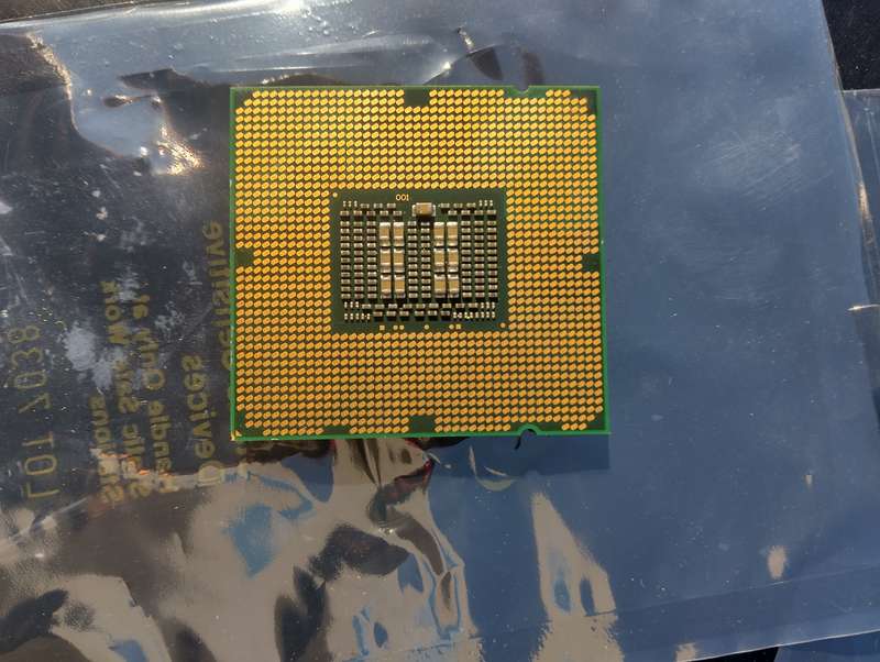 Intel® Xeon® Processor E5-2440 (15M Cache, 2.40 GHz, 7.20 GT/s Intel® QPI)