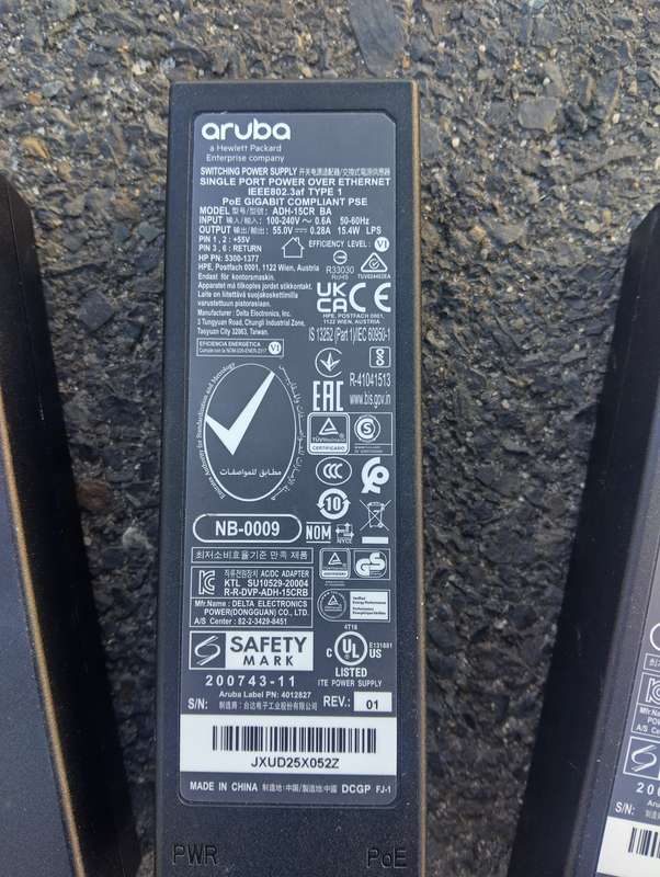 HP Aruba ADH-15CR BA POE Injector 55V  15,4W