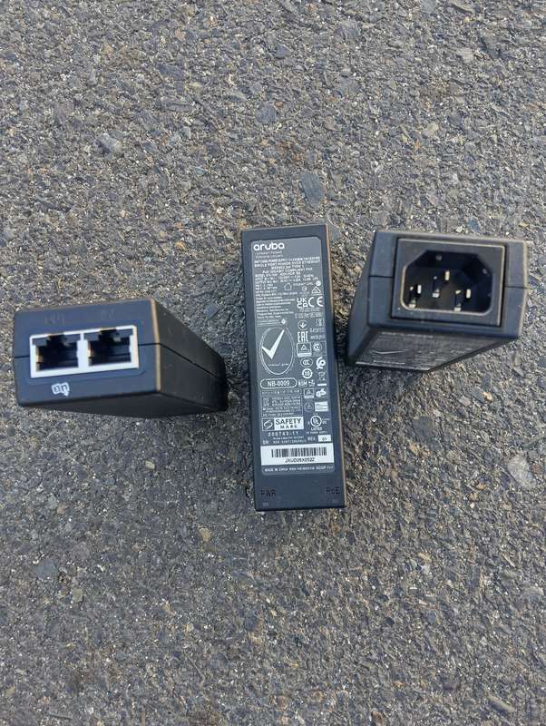 HP Aruba ADH-15CR BA POE Injector 55V  15,4W