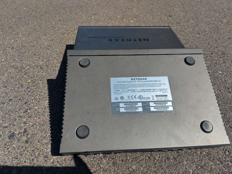Netgear FVS336G ProSafe Dual WAN Gigabit Firewall with SSL & IPSec VPN