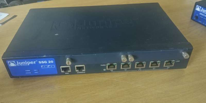 Juniper SSG20 5-Port 10/100 Firewall VPN Secure Services Gateway SSG-20-SH