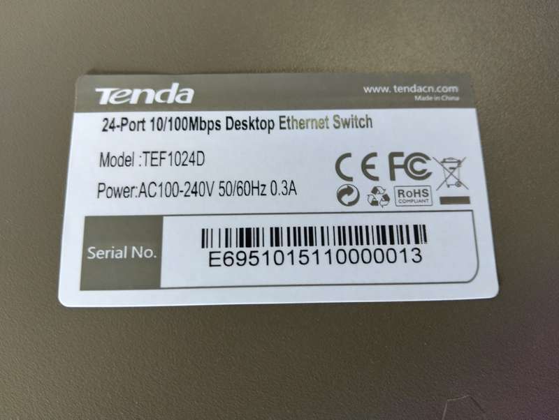 Tenda TEF1024D 24-Port Fast Ethernet Rack Mount Switch