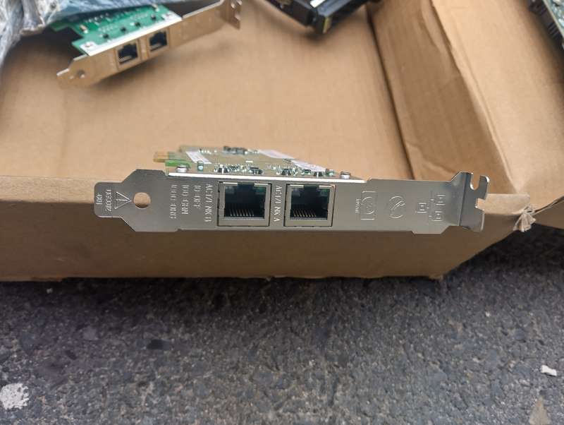 HP NC360T PCI Express Dual Port Gigabit Server Adapter