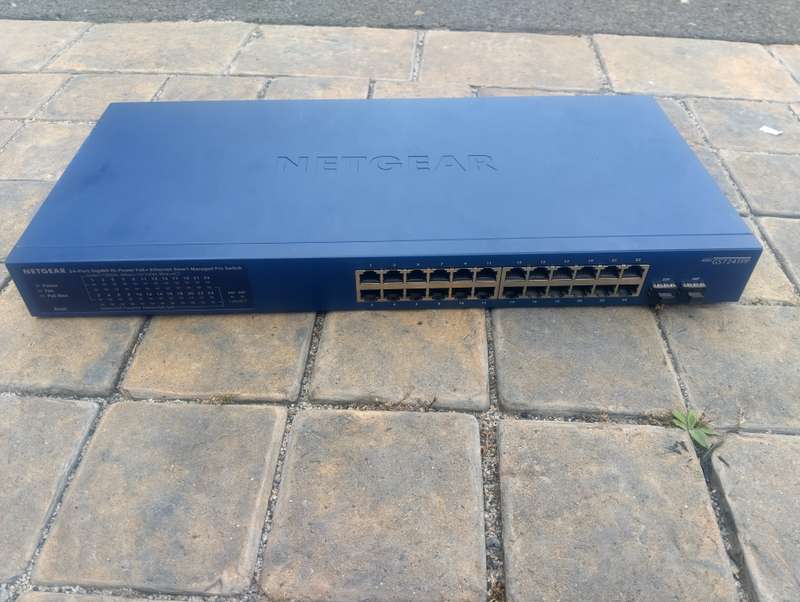 Netgear 24 Port Gigabit Hi-Power PoE + Ethernet Smart Managed Pro Switch with 2sfp Ports and Cloud M