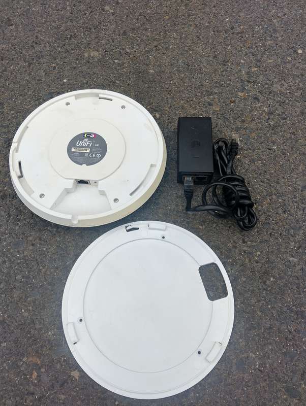 Ubiquiti Unifi AP WIFi Network Access Point  (m/n:Unifi AP)