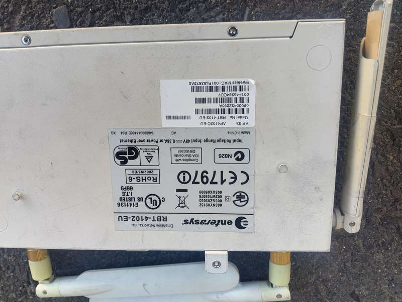 Enterasys RBT-4102 RoamAbout Wireless Access Point