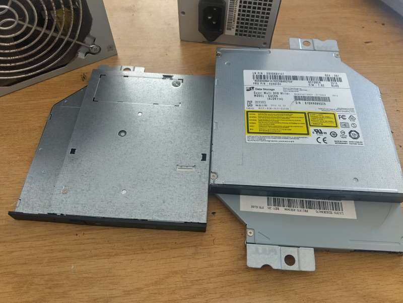 Internal Slim Super Multi DVD Writer for Laptop/Desktop (Slim 9.5mm)