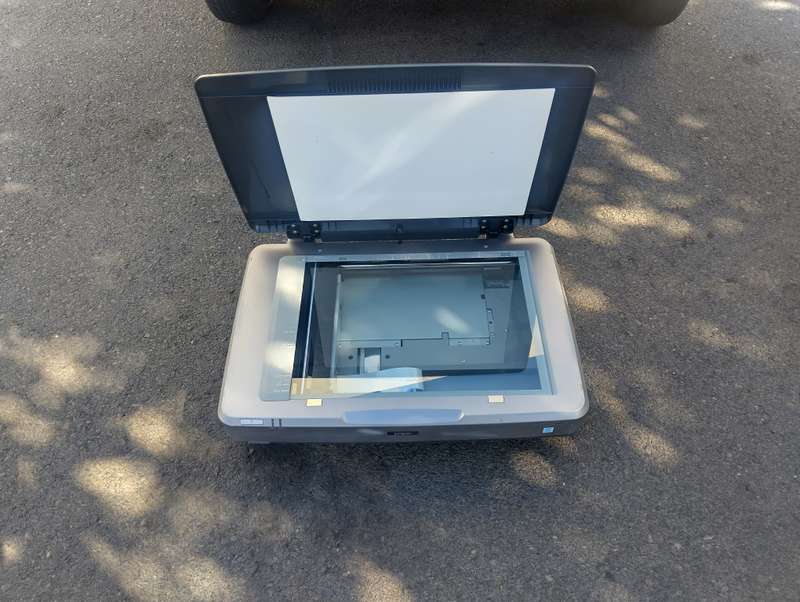 Epson Expression 10000XL Wide-Format Graphic Arts Flatbed Scanner