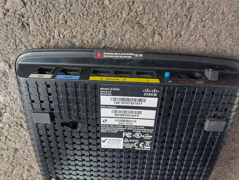 Cisco Linksys X1000 I N300 Wireless Router with ADSL2+ Modem