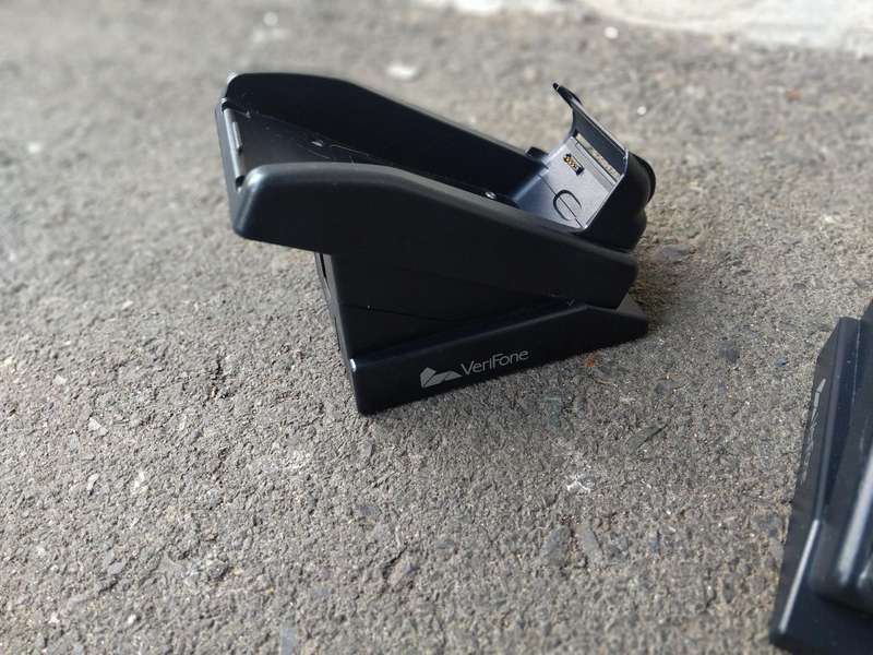 VeriFone VX670-B Charging Base