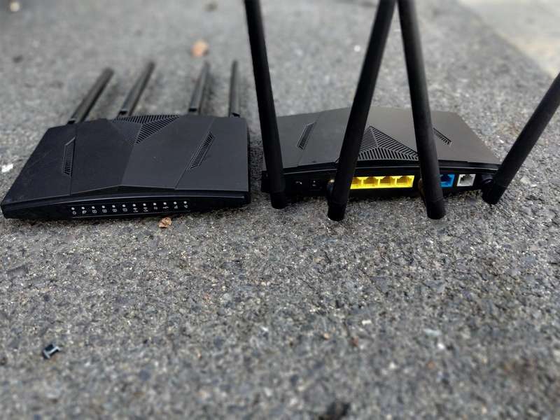 D-Link Fibre LTE CAT6 Wi-Fi AC1200 Dual Band Gigabit Router  (DWR-956M)