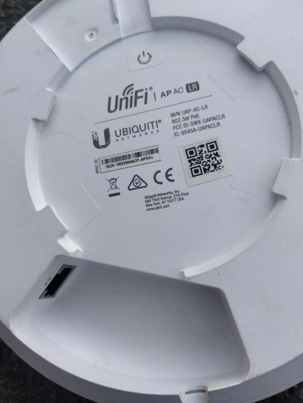 Ubiquiti Unifi UAP-AC-LR (Long Range) Access Point (SWX-UAPACLR)