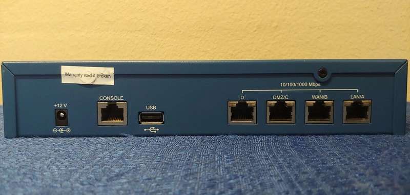 Cyberoam CR35ia Firewall Unified Threat Management (UTM) Appliance