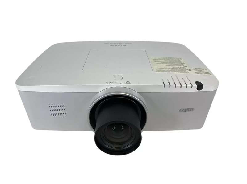 Sanyo PLC-XM100L XGA Full HD 1080P Projector