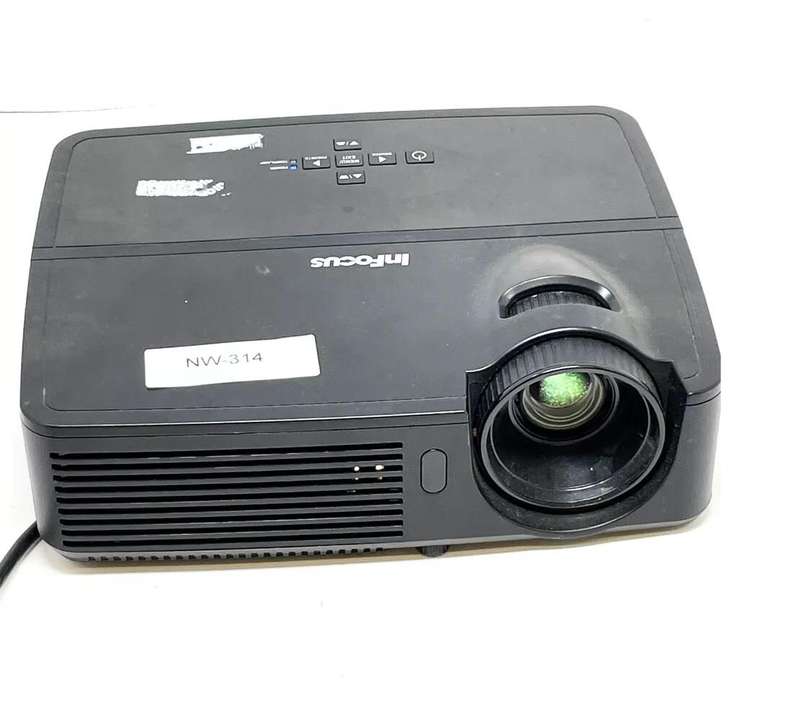 InFocus DLP Projector Model: IN114