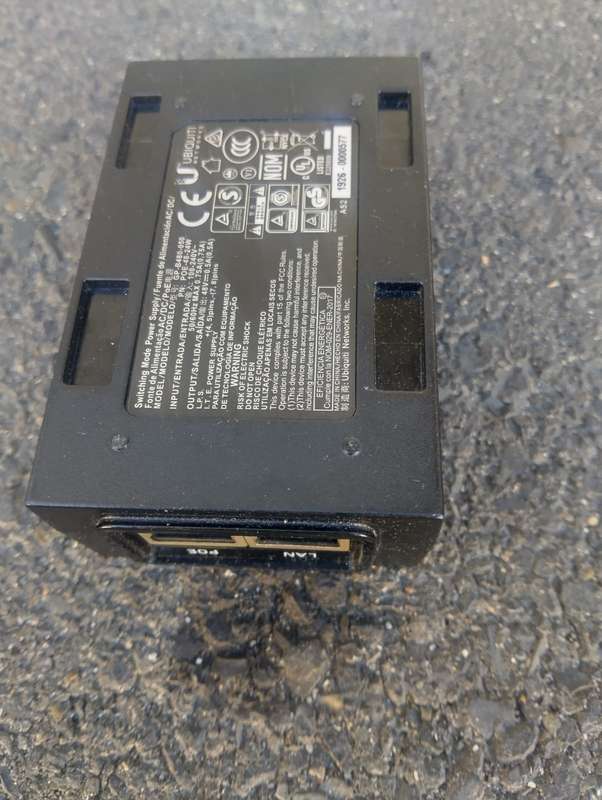 Ubiquiti GP-B480-050 48V 0.5A Fast Ethernet PoE Injector