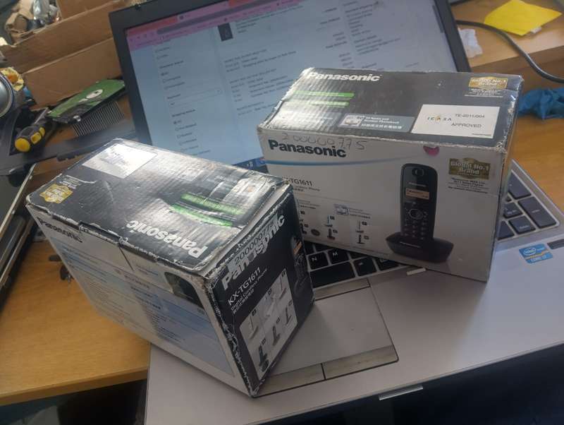 Panasonic KX-TG1611 Digital Cordless Phone