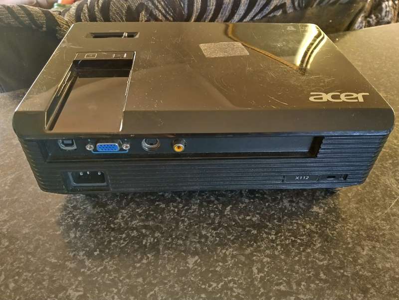 Acer DLP Projector X112 (Model: DSV0008)  No Remote