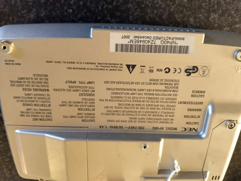 NEC DLP NP40 Projector (Model: 24L62123)  No Remote
