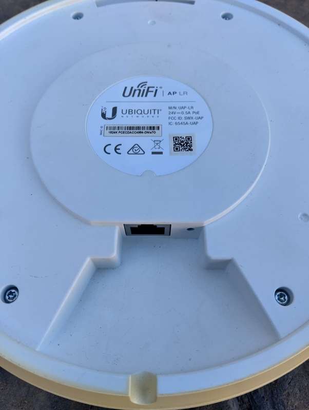 Ubiquiti Unifi UAP-LR (Long Range) Access Point