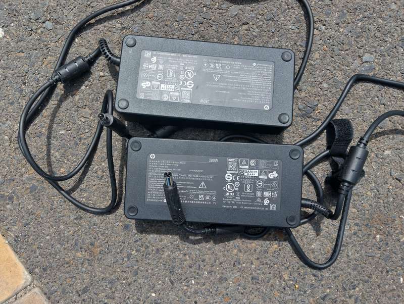 Original HP 280W 19.5V 14.36A L00458-002 TPC-CA61 AC Adapter