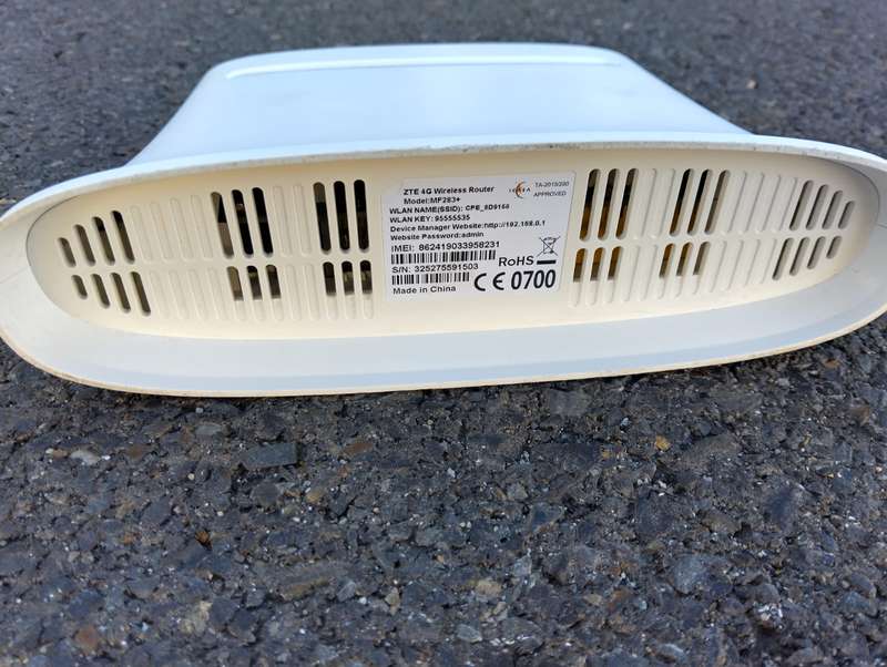 ZTE 4G Wireless SIM Card Router  Model:MF283+