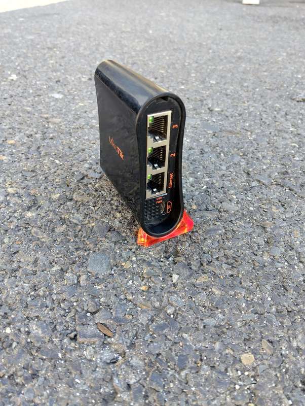 MikroTik hAP Mini 2.4GHz 1.5dBi 3 Port Ethernet WiFi Router | RB931-2nD