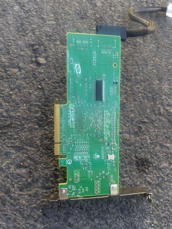 LSI SAS3081E-R 8-Port Internal SATA/SAS 3Gb/s RAID Controller Card (L3-00159-02C)