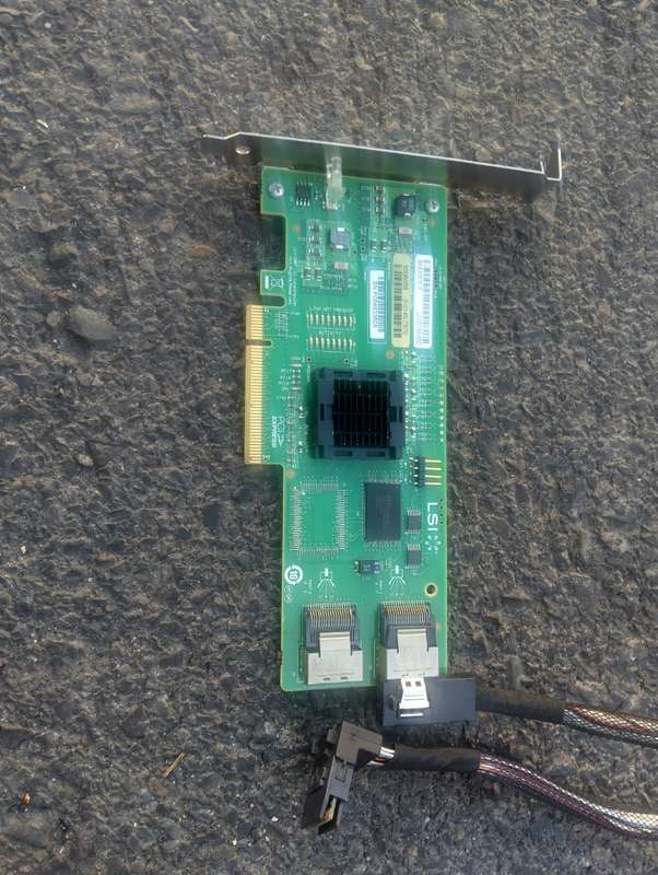 LSI SAS3081E-R 8-Port Internal SATA/SAS 3Gb/s RAID Controller Card (L3-00159-02C)