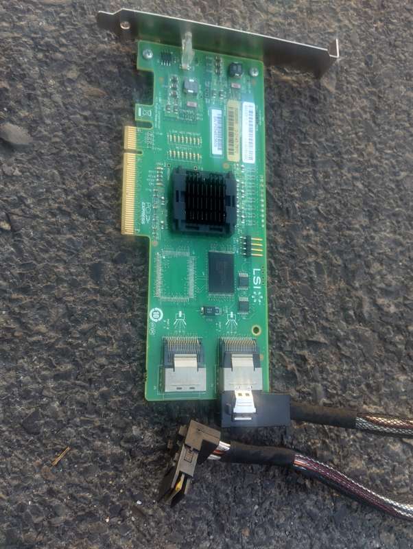 LSI SAS3081E-R 8-Port Internal SATA/SAS 3Gb/s RAID Controller Card (L3-00159-02C)