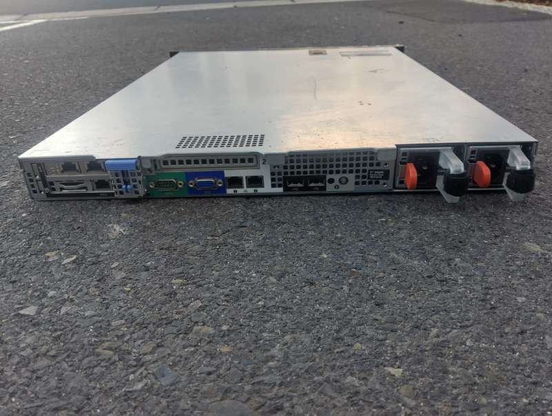 Dell Poweredge R320 Computer Servers - E5-2430 2.2GHz CPU 8GB 8-Bay 2.5" SAS 1U Server