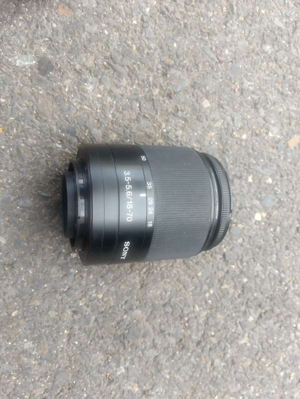 Sony 18-70Mm F/3.5-5.6 Af Dt Standard Zoom Lens