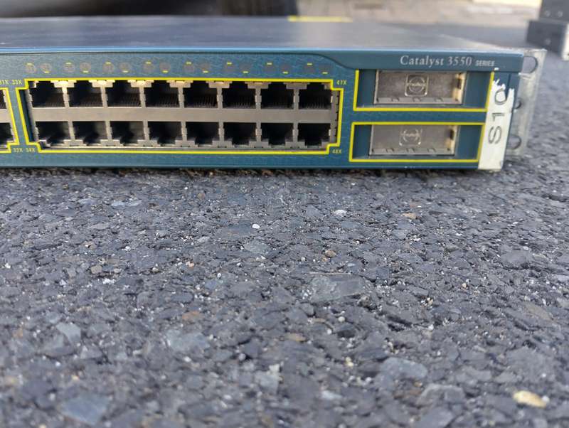Cisco WS-C3550-48-SMI Catalyst 3550 10/100 48-Port Switch
