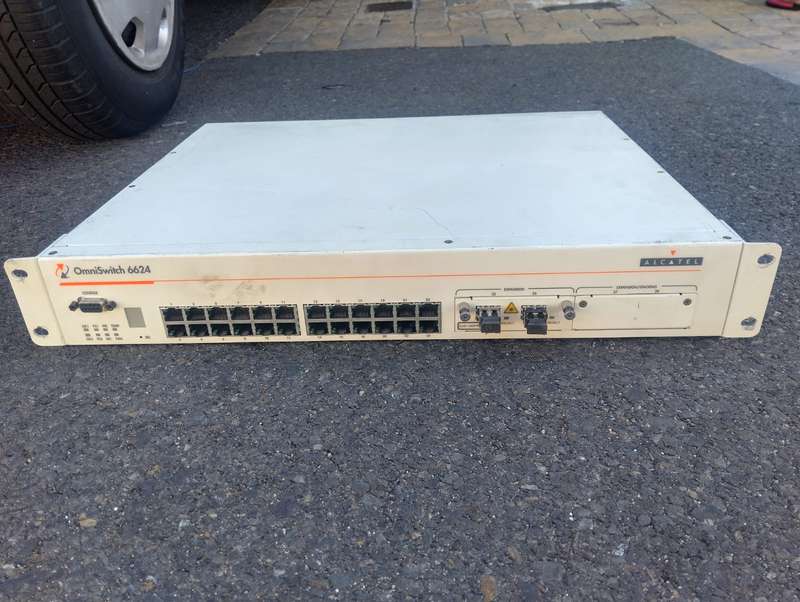 Alcatel OmniSwitch 6624 Ethernet Switch 24 Port Managed Rack Mountable Model:OS6624