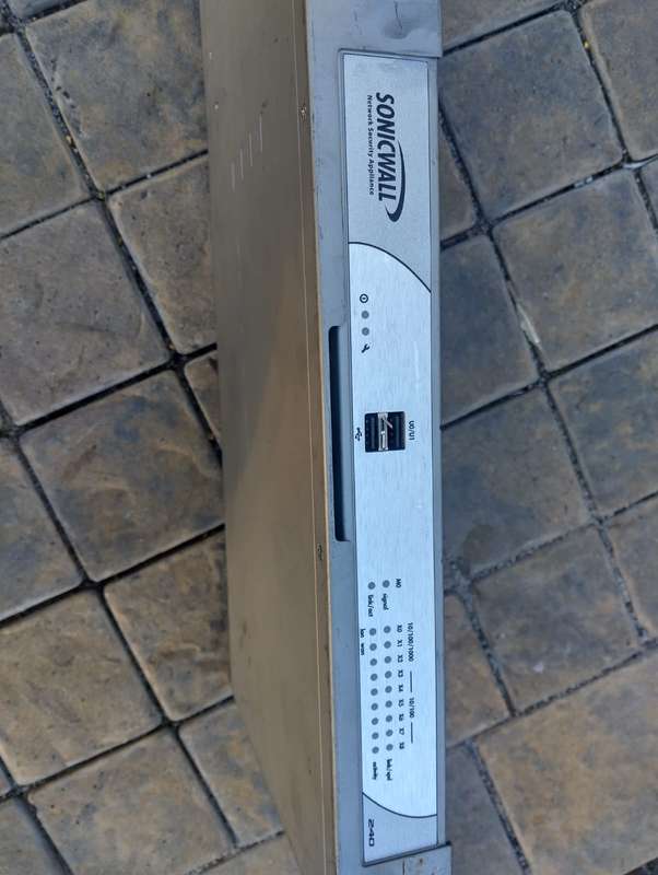 SonicWall NSA 240 VPN Security Appliance Firewall Network