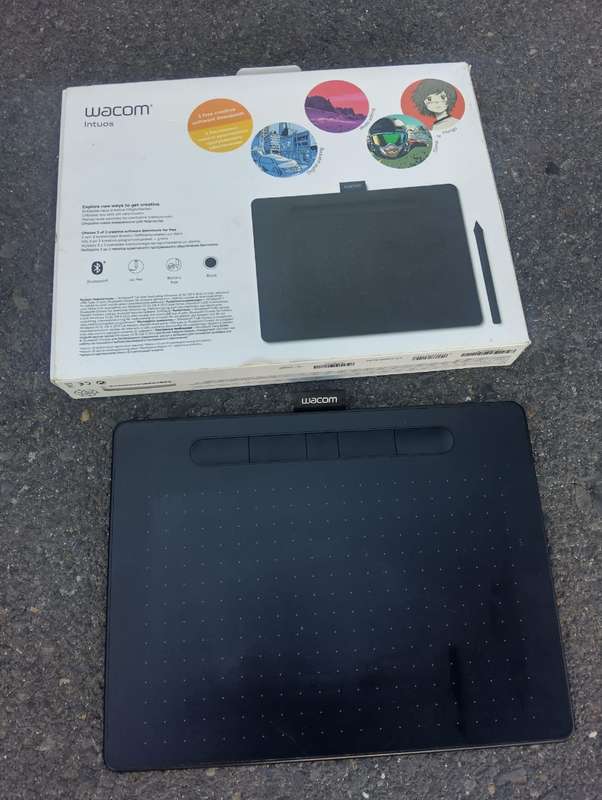 Wacom Intuos CTL-6100WL Creative Pen Tablet (CTL-6100WL/K0-BX)