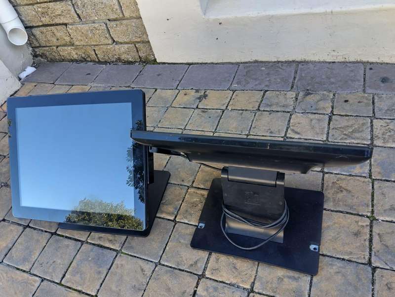 Elo 15inch LCD Touch Screen Monitor (Part Number: ET1517L)